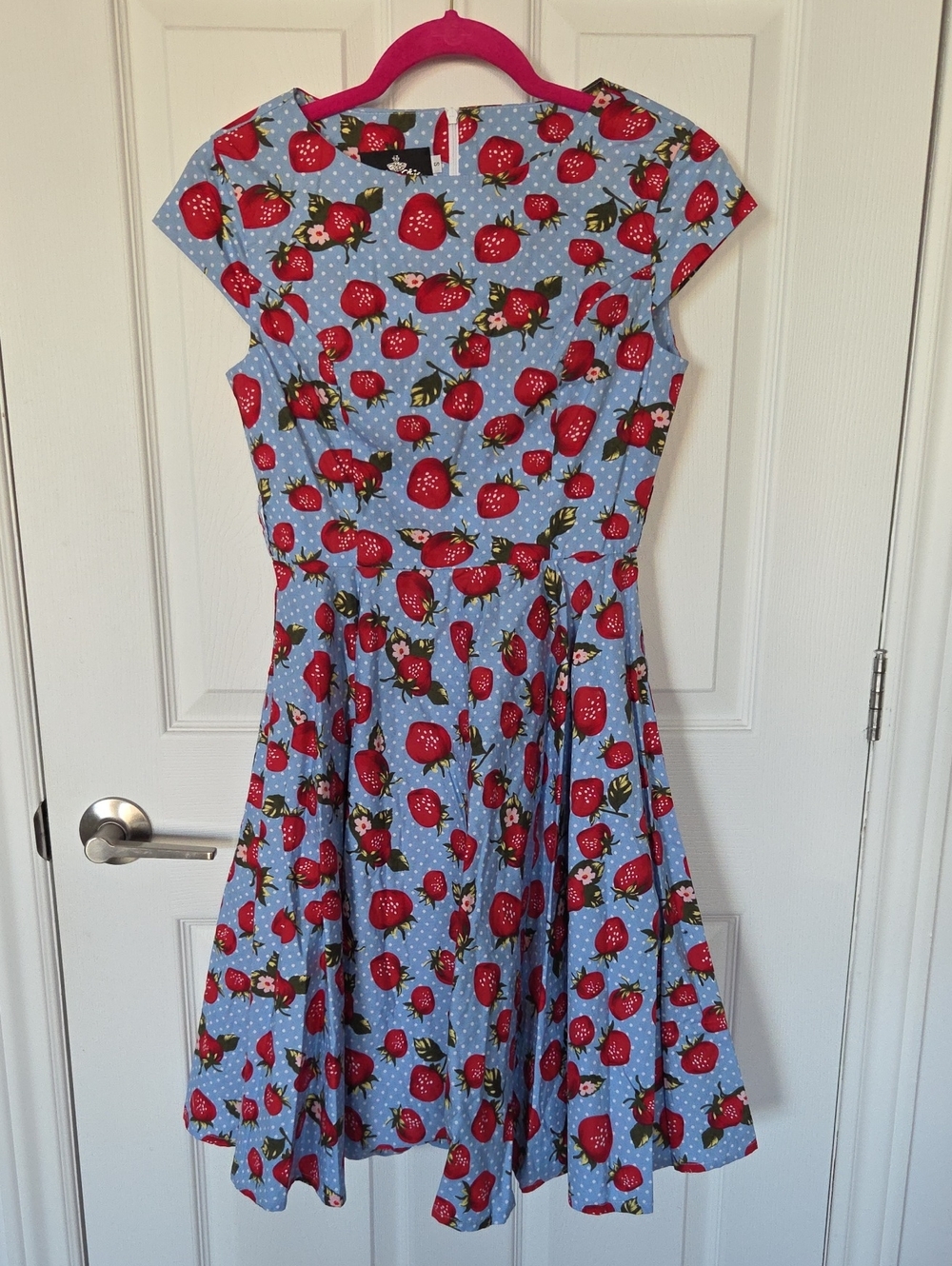 FIFTIES CHIC Pinup Strawberry Dress